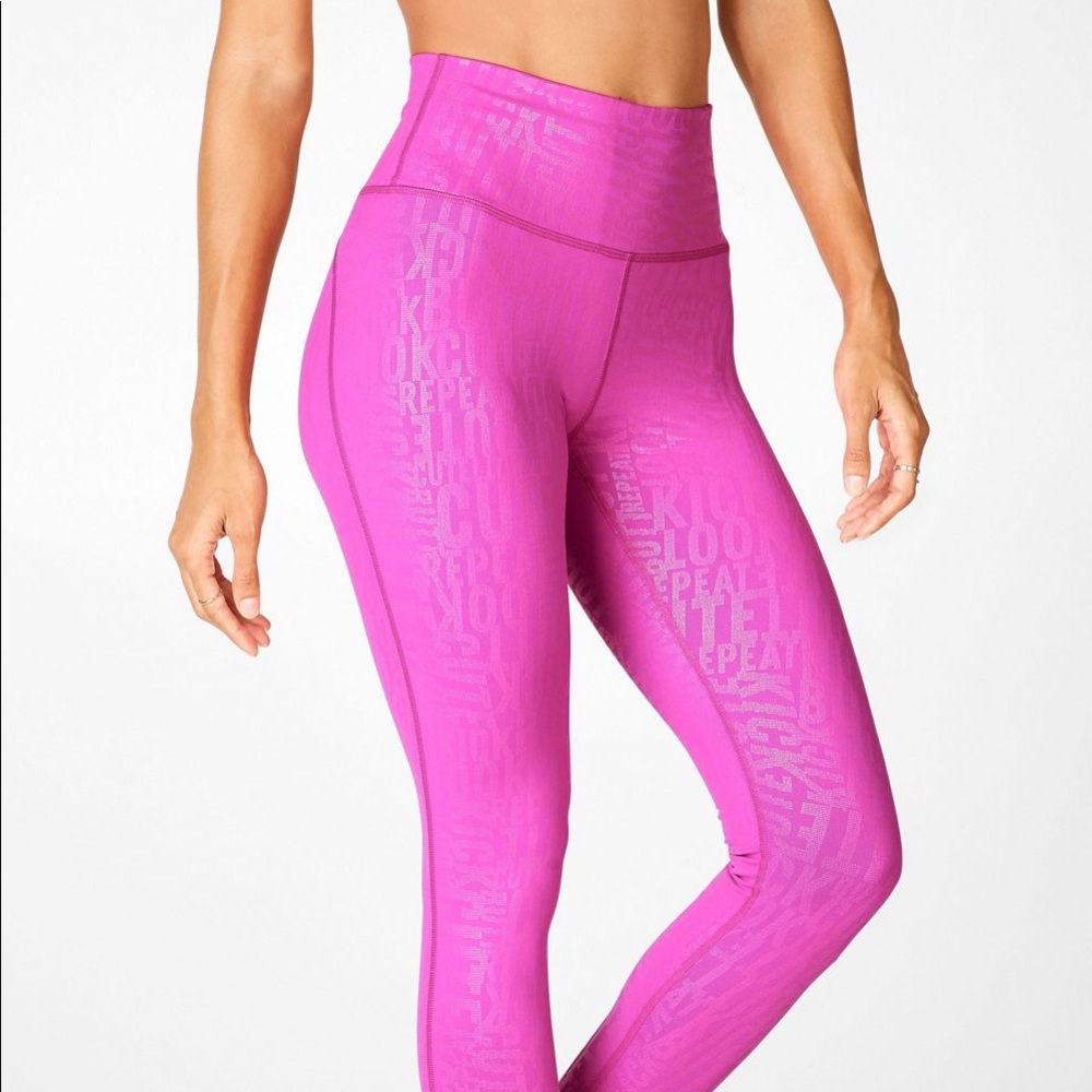 NWT High-Waisted Printed Powerhokd 7/8 length.